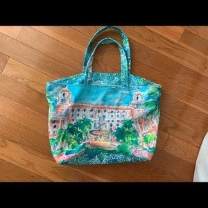 Lilly pulitzer breakers bag